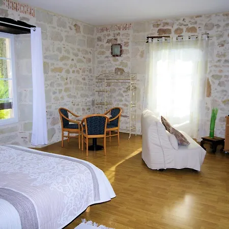 Le Domaine De L'escadasse 3* Faycelles