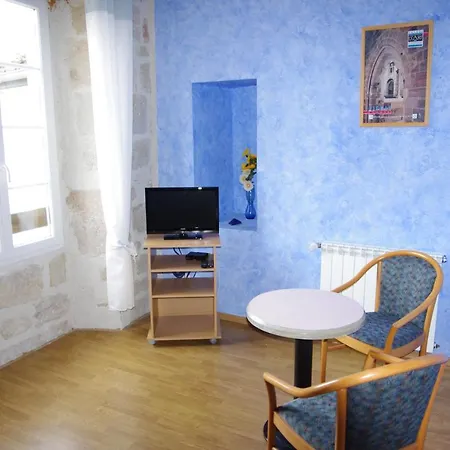 Le Domaine De L'escadasse Penzion