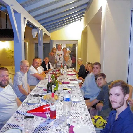 Penzion Le Domaine De L'escadasse 3*