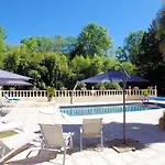 Le Domaine De L'escadasse 3* Faycelles