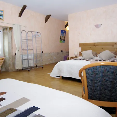 Le Domaine De L'escadasse Guest house