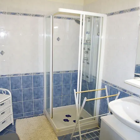 Guest house Le Domaine De L'escadasse 3*