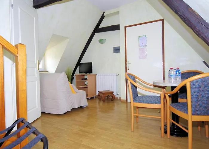 Maison d'hôtes Le Domaine De L'escadasse Faycelles